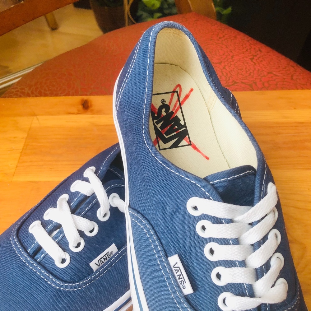 Vans Off The Wall Dark Blue Skateboard Sneaker